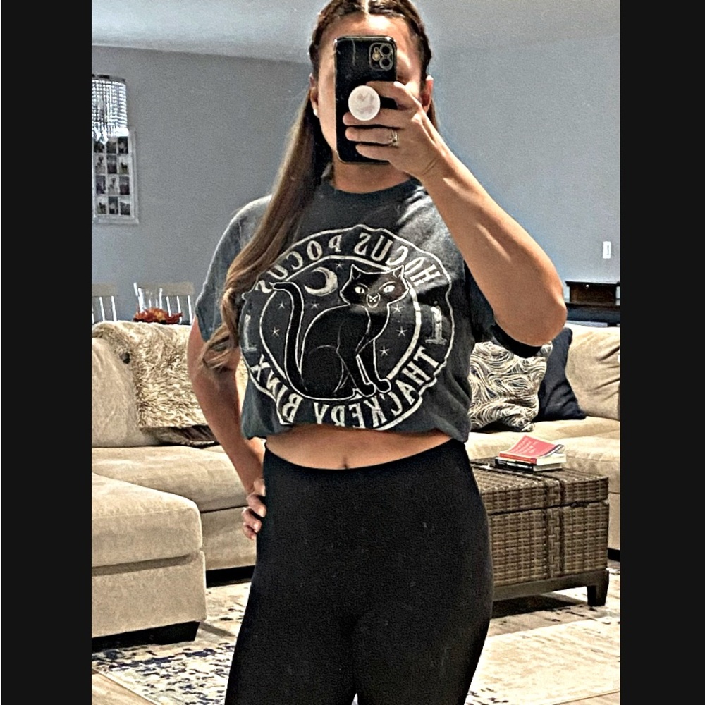 Hocus Pocus tee